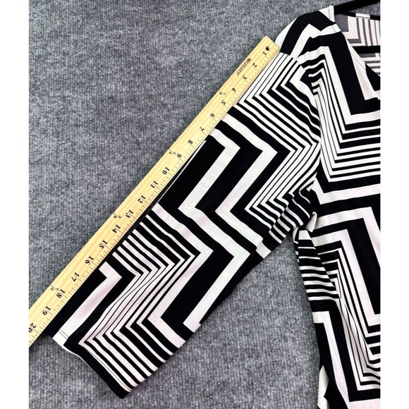 Chicos 3 Black White Geometric Asymmetrical Tunic Top 3/4 Sleeve Stretch - Picture 8 of 14